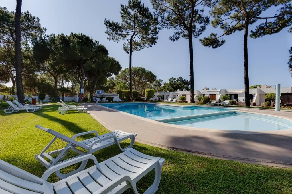 Planalto - Cosy House For 4 In A Private Condo With Pool At Vilamoura Quarteira Luaran gambar